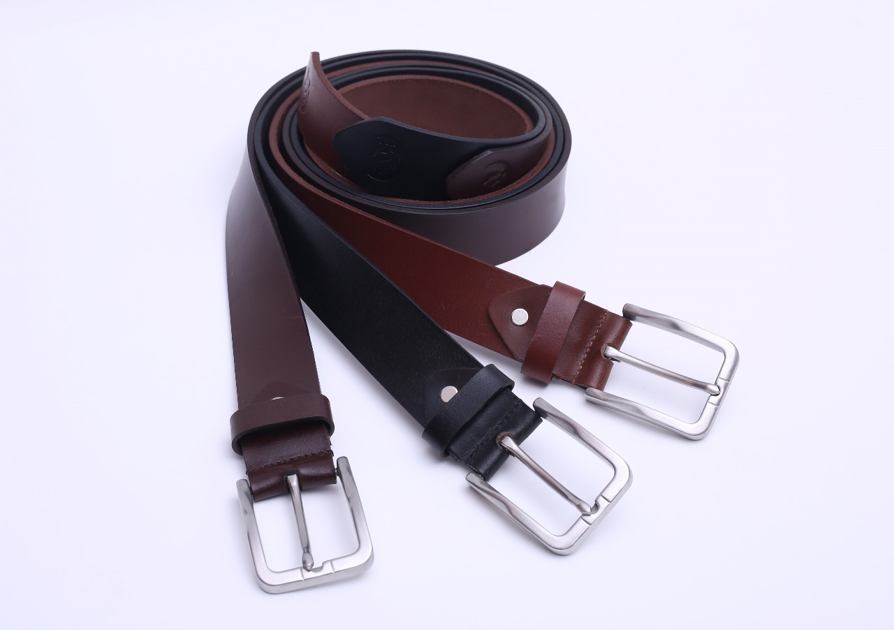 Leather Belts: A Small Detail That Makes a Big Difference